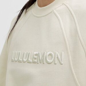 lululemon athletica Off-White Women's Crew Neck Sweater